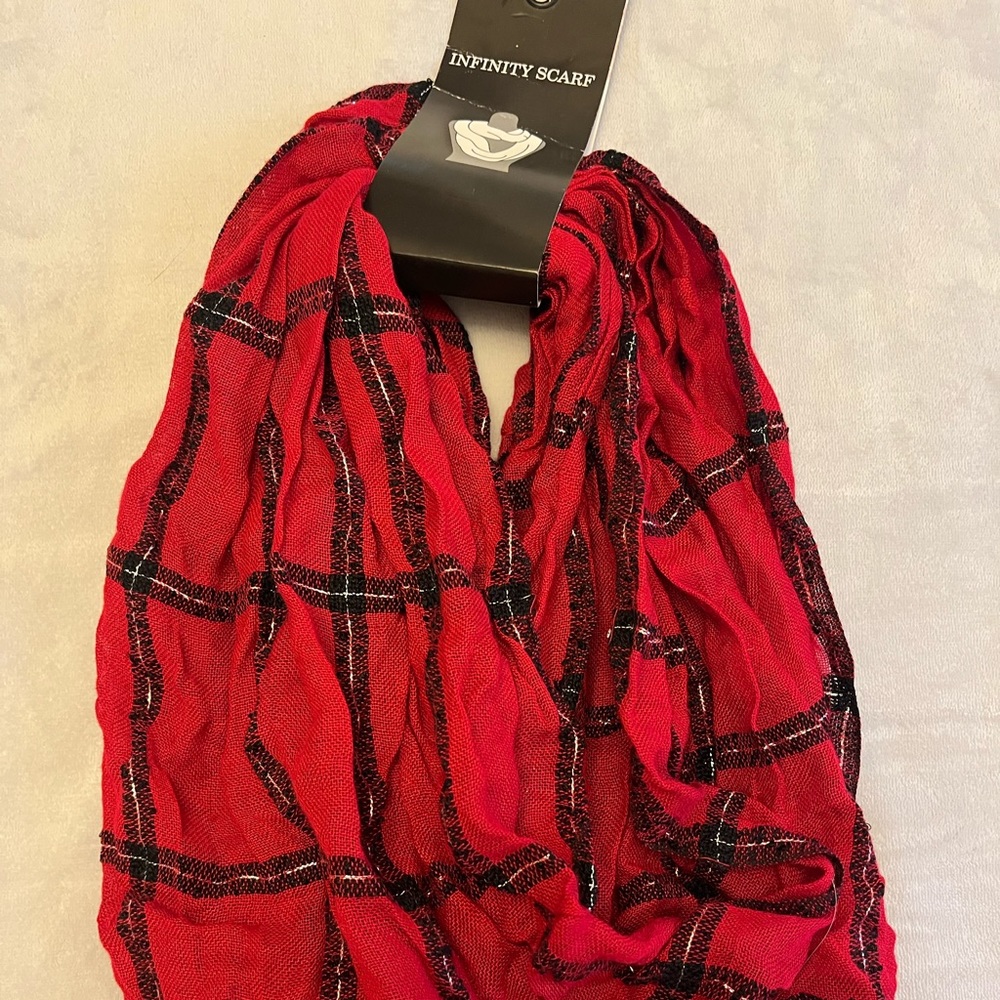 Brand new infinity scarf